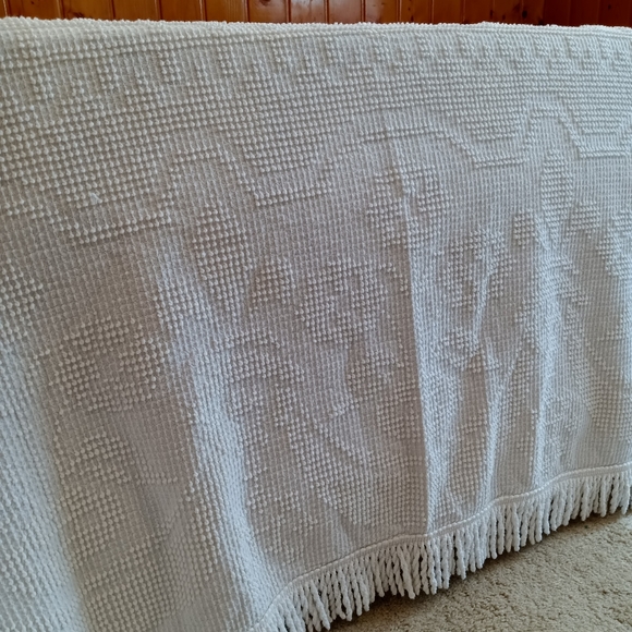 Bates Bedding Vintage Bates Fullcandlewick Bedspread White